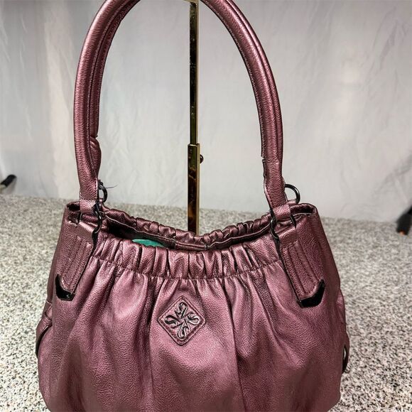 Simply Vera Vera Wang Women's Plum Shoulder Bag Casual Handbag - Picture 1 of 10